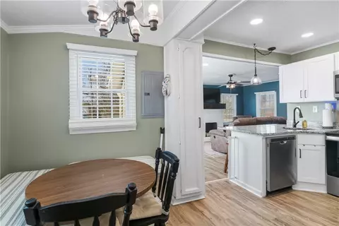 Dining - 902 E 2 Ave, Easley, SC 29640 photo 3 of 3