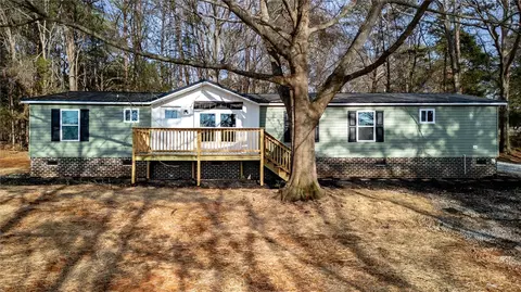 208 Rowland Rd, Anderson, SC 29625