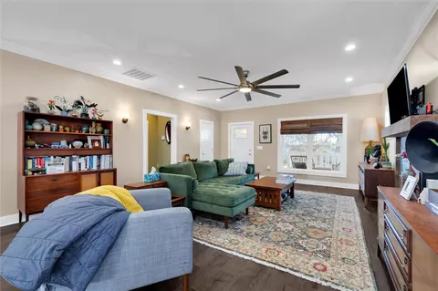 406 Highland Rd, Easley, SC 29640 photo 6