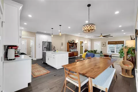 406 Highland Rd, Easley, SC 29640 photo 11