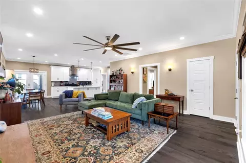 406 Highland Rd, Easley, SC 29640 photo 8