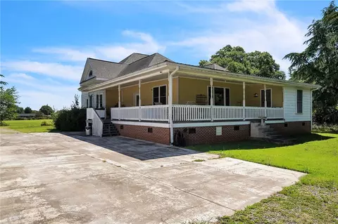 200 Green Cherry Rd, Anderson, SC 29625
