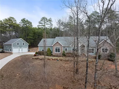 118 Bartram Trl, Central, SC 29630