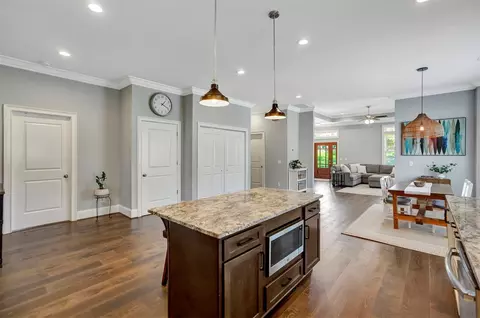 303 E South 4th St, Seneca, SC 29678 photo 25