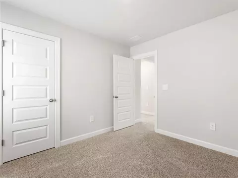 Bedroom - 704 Whitebark Dr, Pendleton, SC 29670 photo 4 of 8