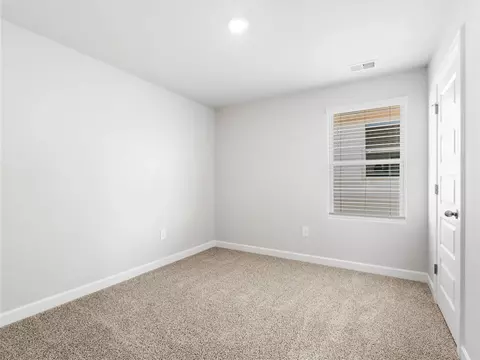 Bedroom - 704 Whitebark Dr, Pendleton, SC 29670 photo 3 of 8