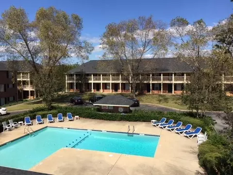 APT 425 250 Elm St Riverbank Commons #425, Clemson, SC 29631