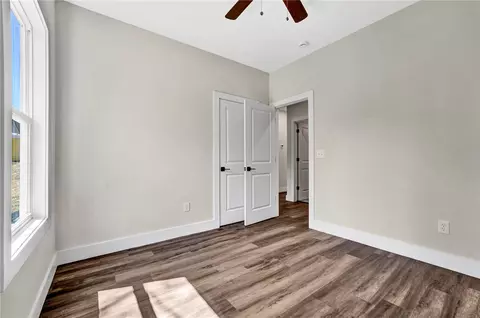 Bedroom - 203 Castlebrook Dr, Walhalla, SC 29691 photo 3 of 4
