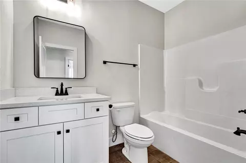 Bath - 203 Castlebrook Dr, Walhalla, SC 29691 photo 2 of 2