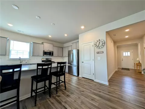 Entry Way - 344 Sliding Rock Dr, Pendleton, SC 29670 photo 3 of 6
