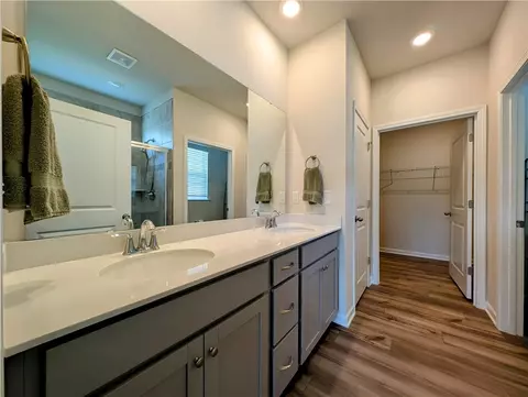 Entry Way - 344 Sliding Rock Dr, Pendleton, SC 29670 photo 4 of 6