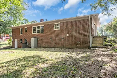 207 Forest Dr, Easley, SC 29642 photo 32