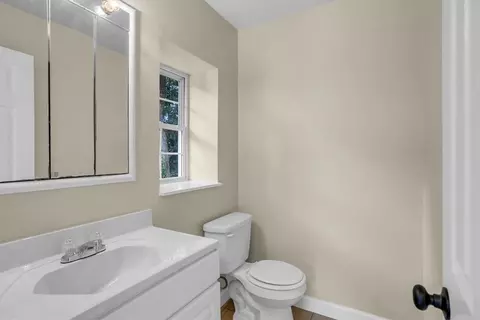 207 Forest Dr, Easley, SC 29642 photo 3