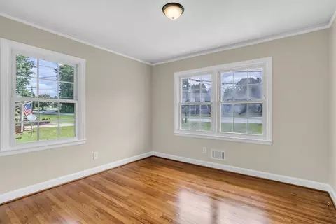 207 Forest Dr, Easley, SC 29642 photo 25