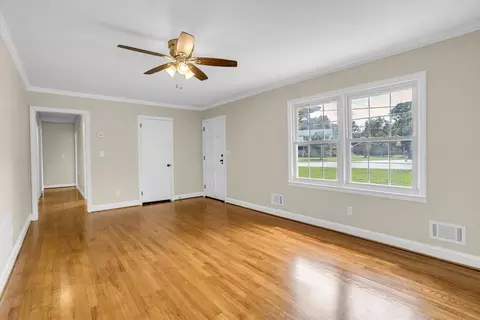207 Forest Dr, Easley, SC 29642 photo 14
