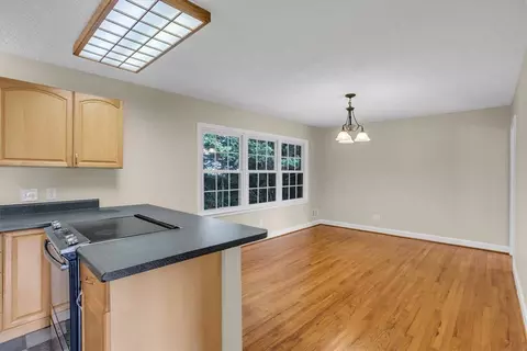 207 Forest Dr, Easley, SC 29642 photo 9