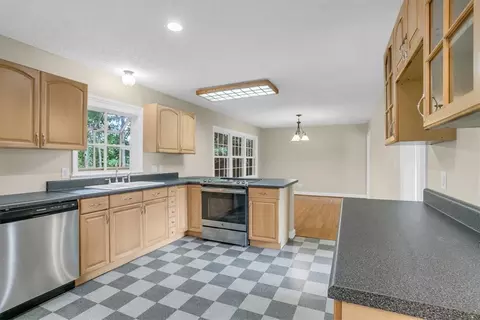 207 Forest Dr, Easley, SC 29642 photo 6