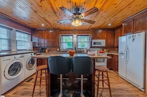 13 Park St, Pelzer, SC 29669 photo 8