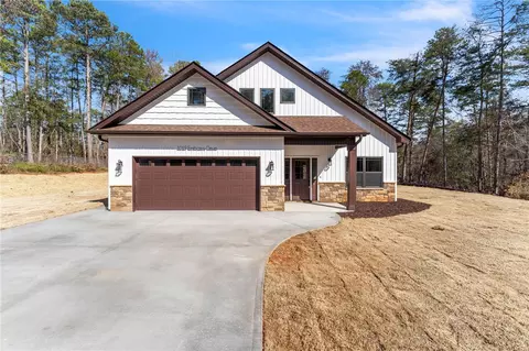 1019 Embassy Dr, Anderson, SC 29625