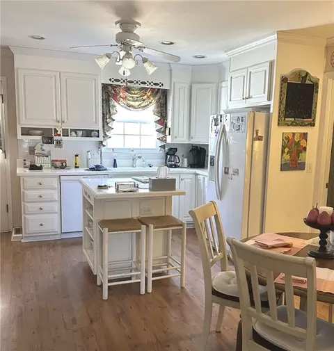 102 Spring Dr, Belton, SC 29627 photo 7