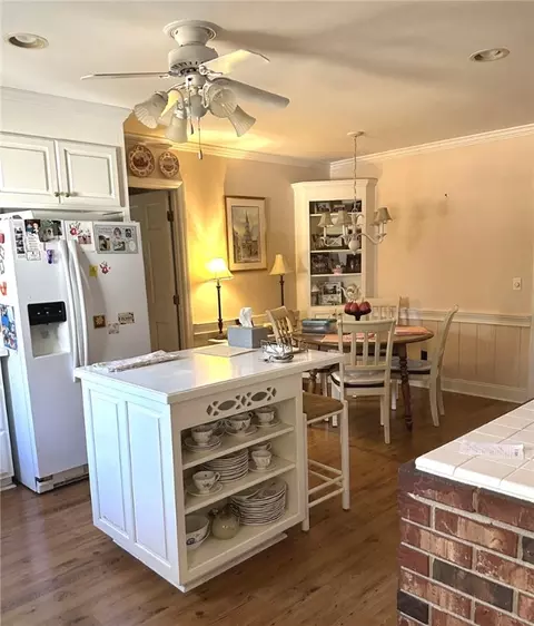 102 Spring Dr, Belton, SC 29627 photo 8