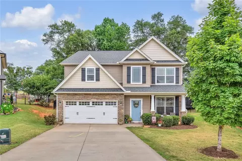 1050 Blythwood Dr, Piedmont, SC 29673