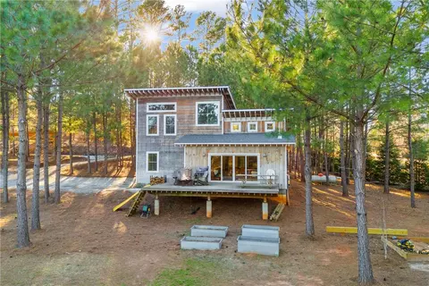 791 Rock Crusher Rd, Walhalla, SC 29691