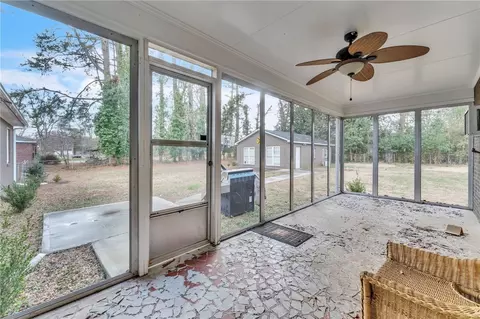 Exterior - 1611 E Calhoun St, Anderson, SC 29621 photo 3 of 10