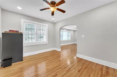 Living - 1611 E Calhoun St, Anderson, SC 29621 photo 4 of 9