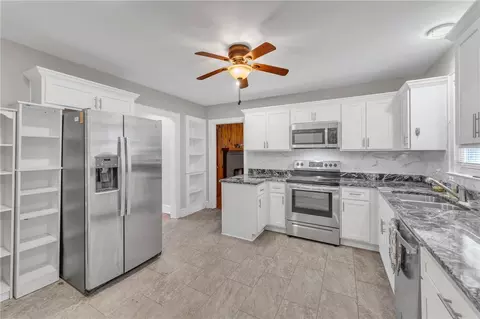 Kitchen - 1611 E Calhoun St, Anderson, SC 29621 photo 1 of 3