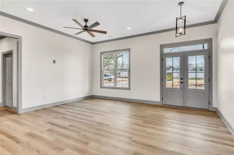 Living - 252 Addison Cir, Pelzer, SC 29669 photo 1 of 3