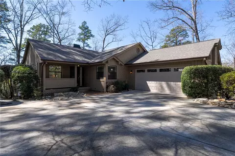 6 Marina View Cir, Salem, SC 29676