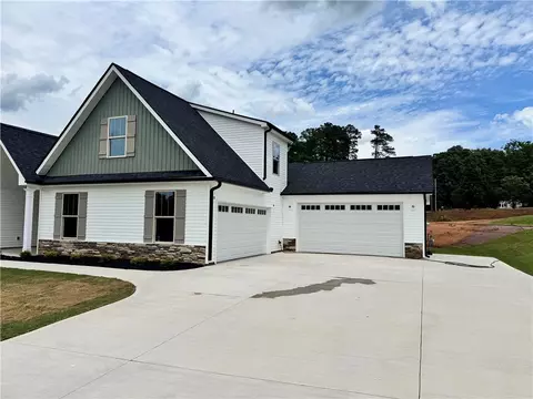 104 Hinton Farms Dr, Easley, SC 29640 photo 2