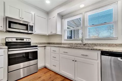 Kitchen - 1003 Gravley Rd, Pickens, SC 29671 photo 3 of 4