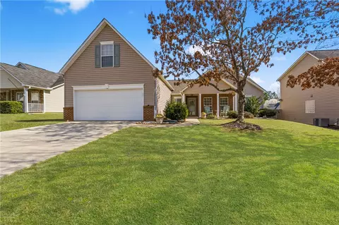 205 Worcester Ln, Easley, SC 29642