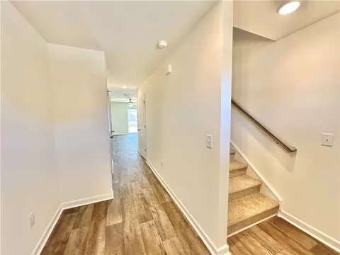 599 Seaborn Cir, Pendleton, SC 29670 photo 2