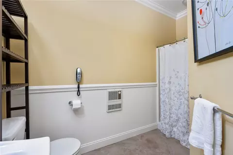 Bath - 212 Morgan Dr, Central, SC 29630 photo 5 of 5