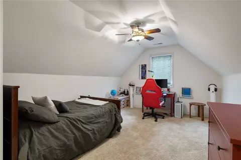 Bedroom - 212 Morgan Dr, Central, SC 29630 photo 4 of 4