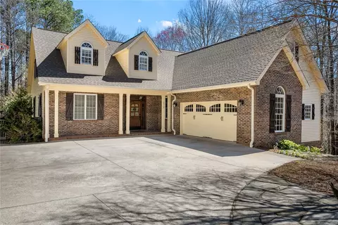Exterior - 212 Morgan Dr, Central, SC 29630 photo 2 of 8