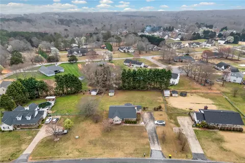 1112 Old Mill Rd, Easley, SC 29642 photo 28