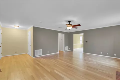 1112 Old Mill Rd, Easley, SC 29642 photo 4