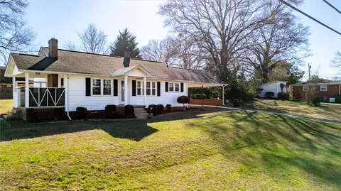 202 Washington Ave, Easley, SC 29640 photo 28