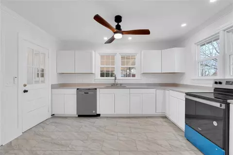 202 Washington Ave, Easley, SC 29640 photo 13