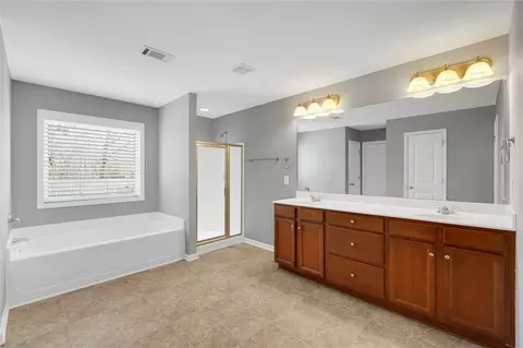 136 Berwick Ct, Easley, SC 29642 photo 28