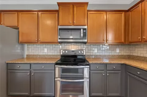 136 Berwick Ct, Easley, SC 29642 photo 18