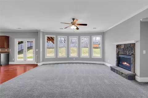 136 Berwick Ct, Easley, SC 29642 photo 14