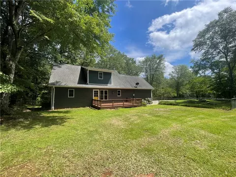 236 Issaqueena Dr, Central, SC 29630 photo 3