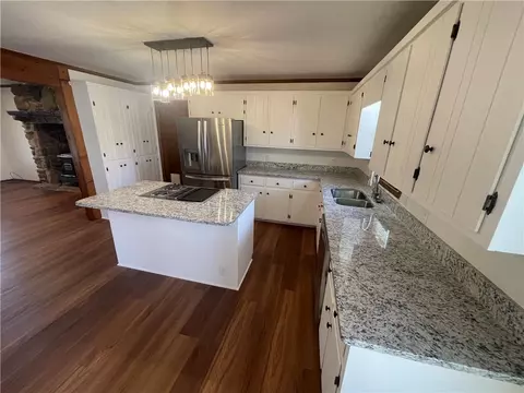 236 Issaqueena Dr, Central, SC 29630 photo 6