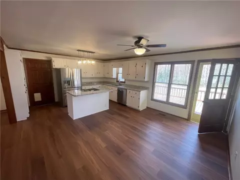 236 Issaqueena Dr, Central, SC 29630 photo 7