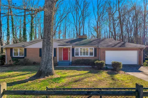 106 Clark Ave, Greer, SC 29651